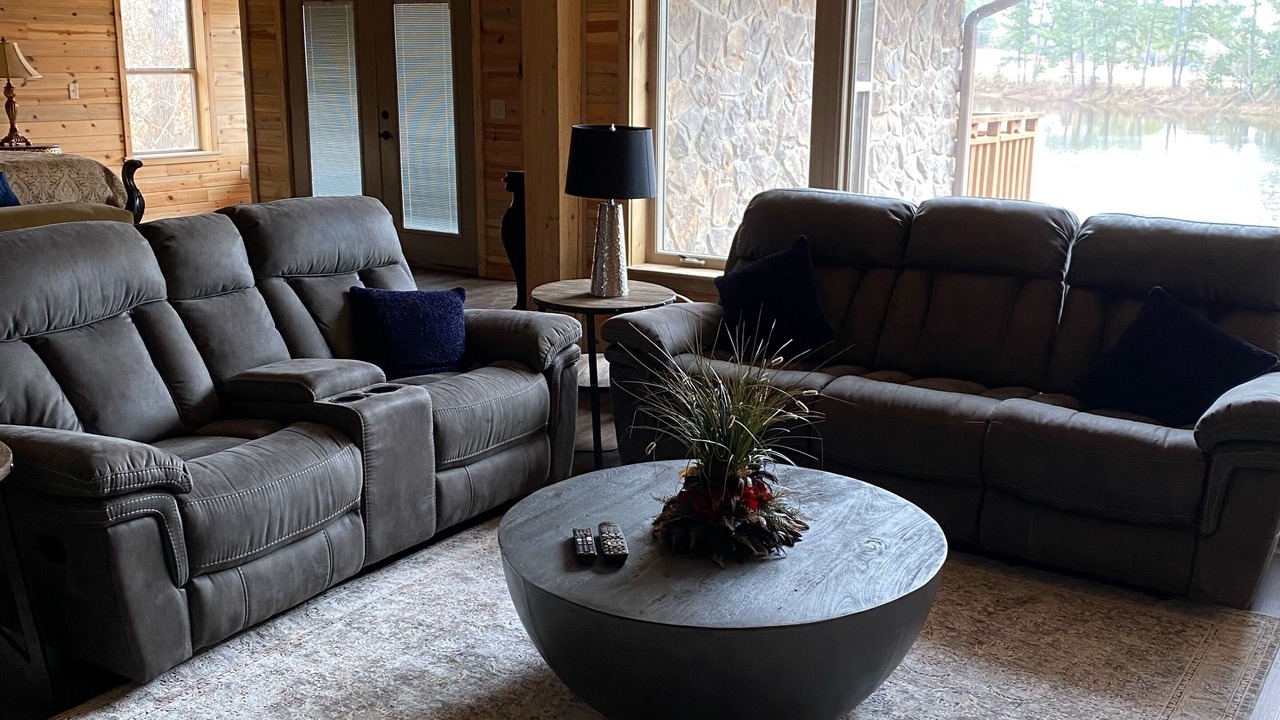 Photo of Livingroom in Big Sandy