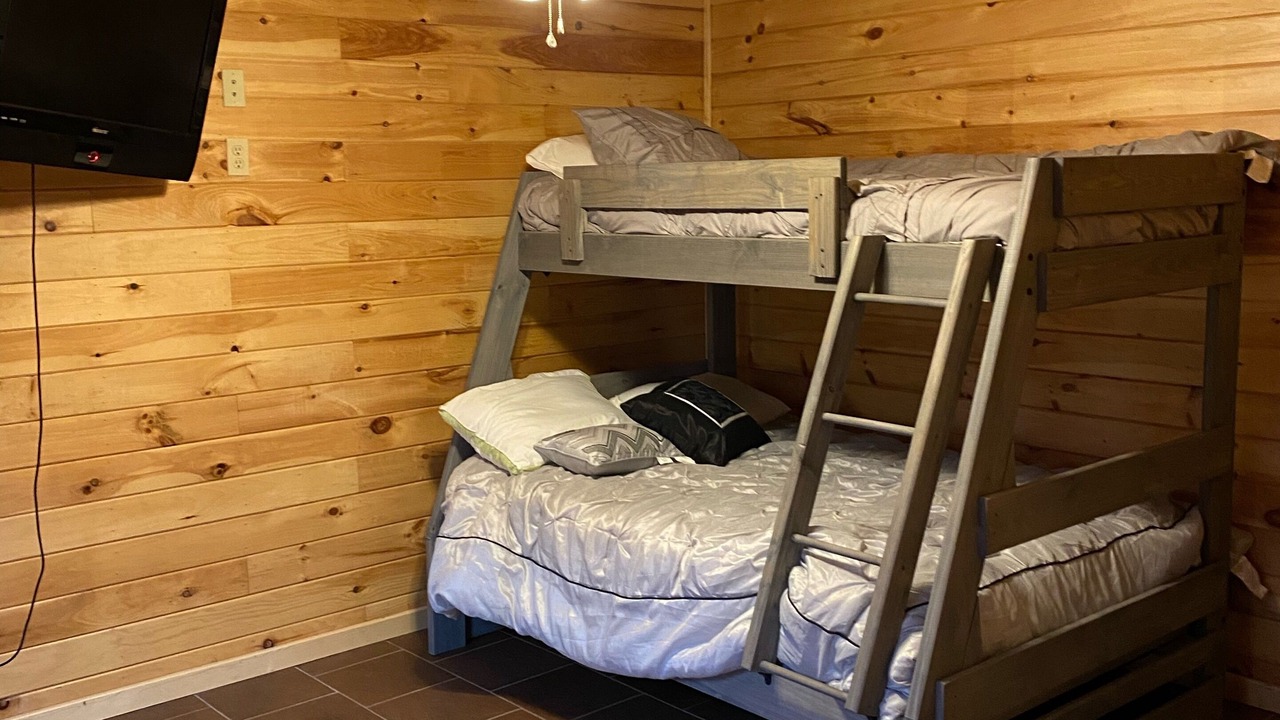 Photo of Bedroom in Big Sandy