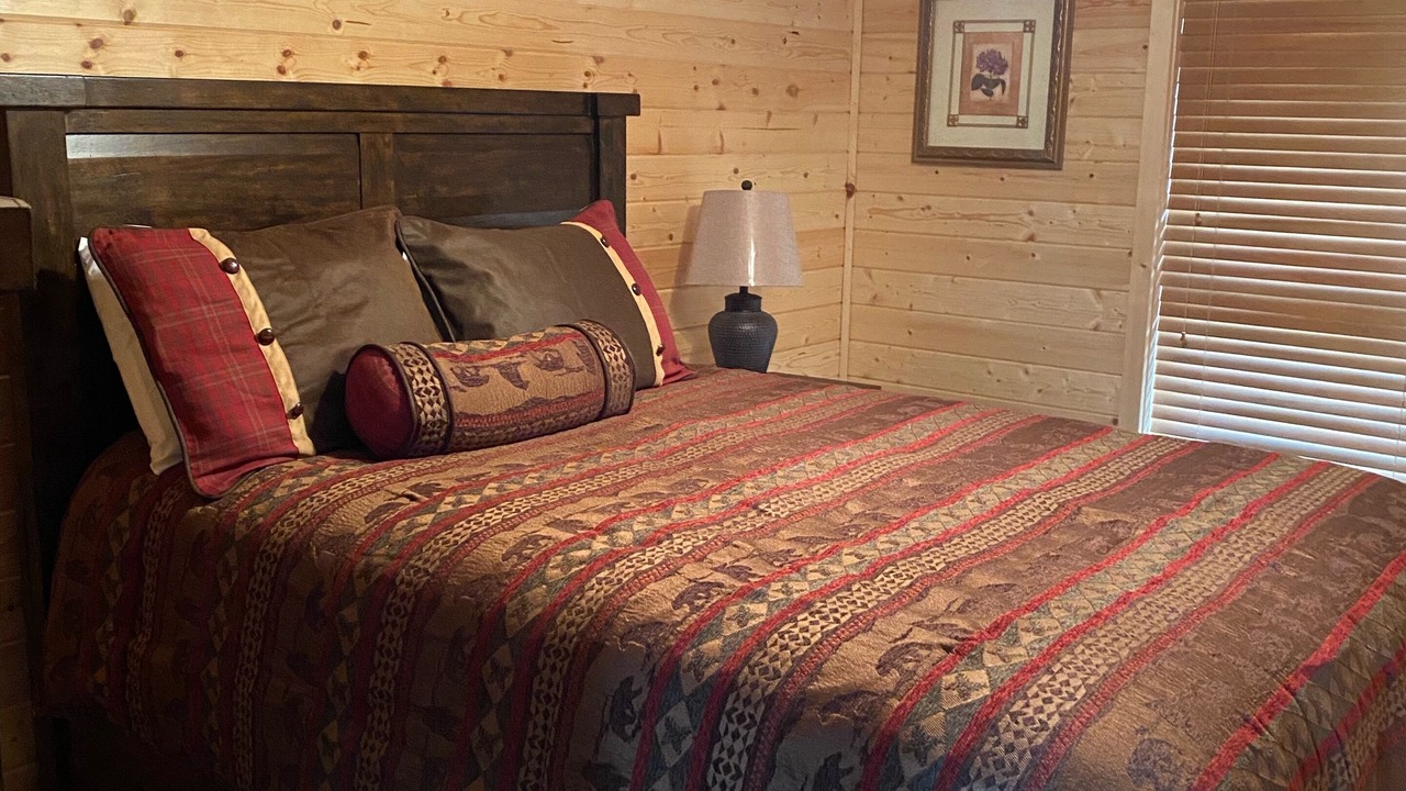 Photo of Bedroom in Big Sandy