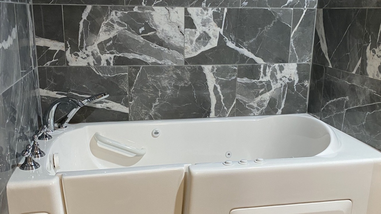 Photo of Bathroom in Big Sandy