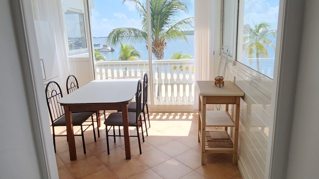 Photo of Others in Nettle Bay