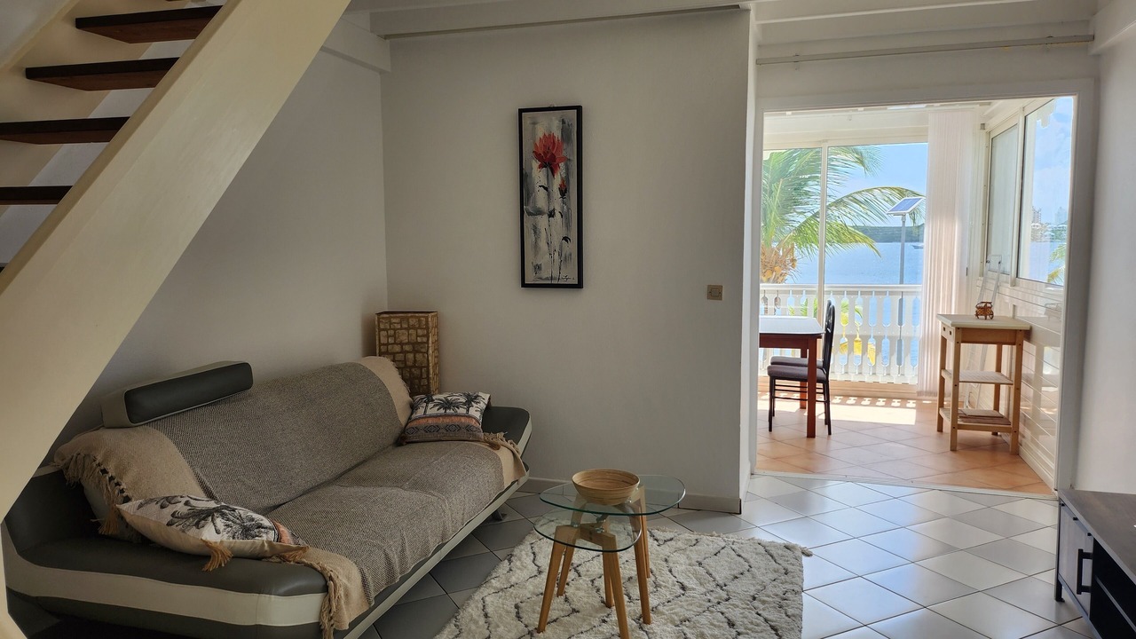 Photo of Livingroom in Nettle Bay