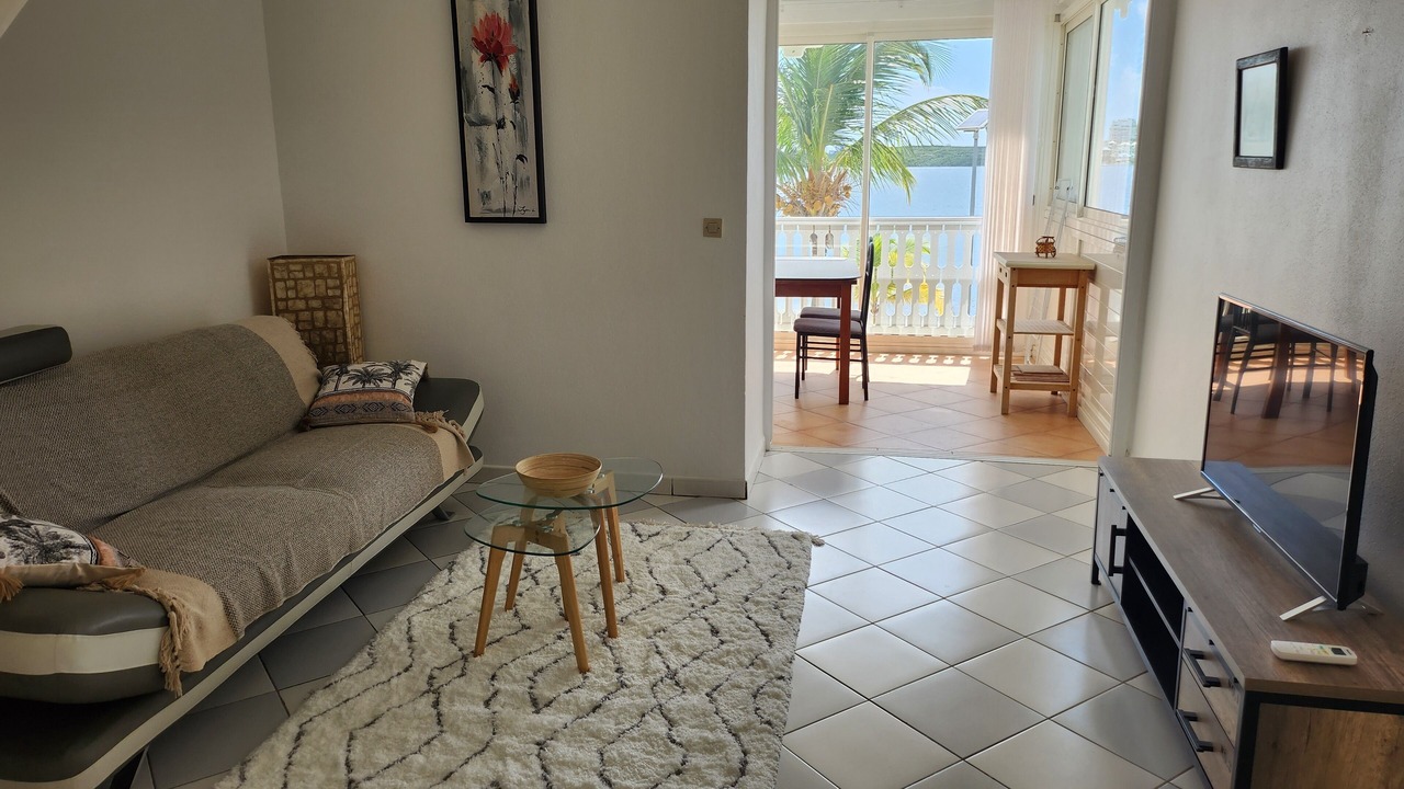 Photo of Livingroom in Nettle Bay