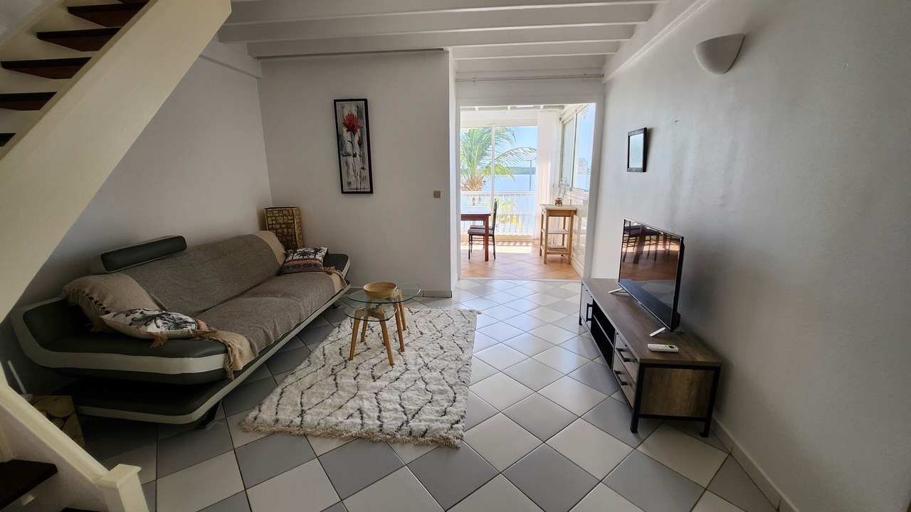 Photo of Livingroom in Nettle Bay