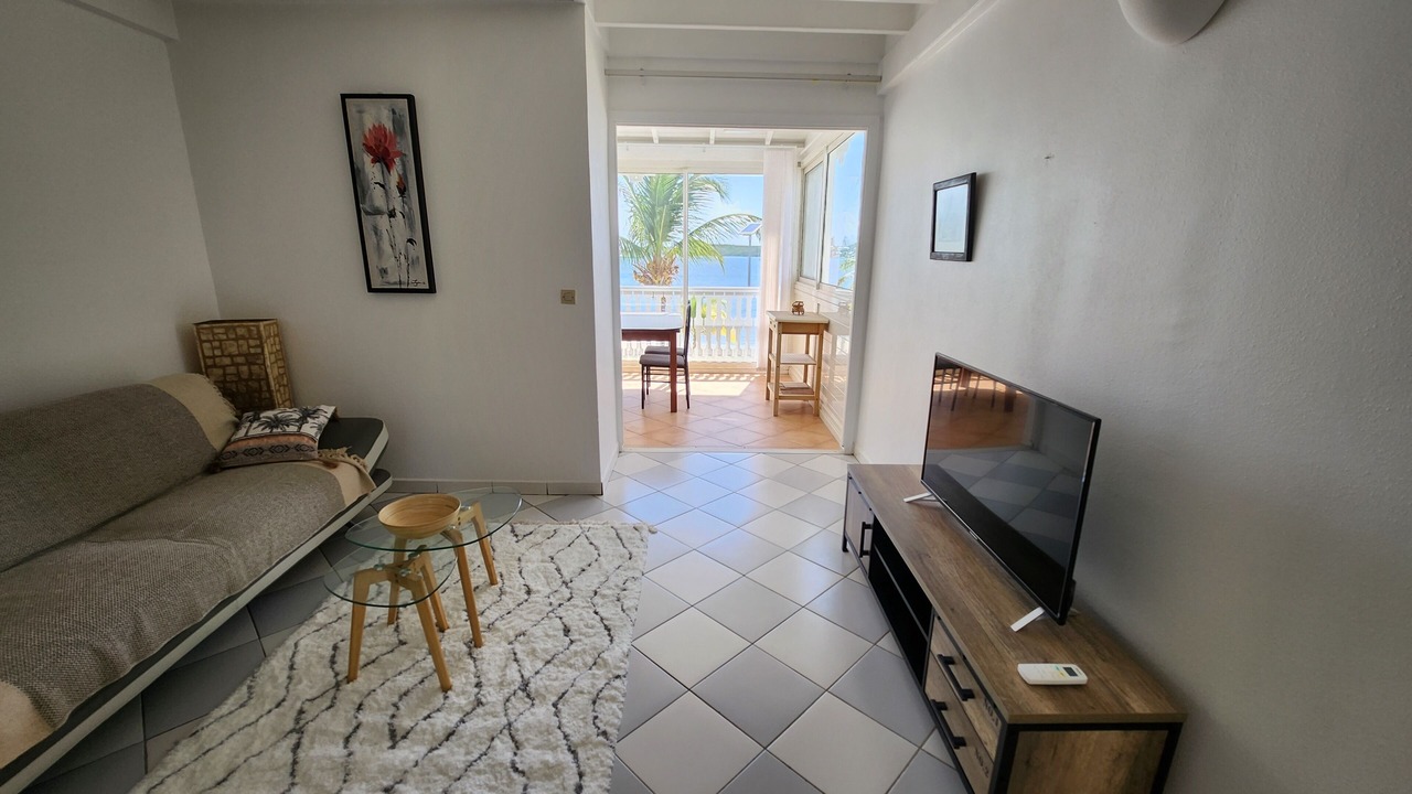 Photo of Livingroom in Nettle Bay