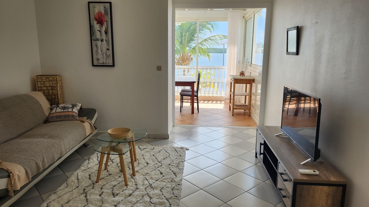 Photo of Livingroom in Nettle Bay