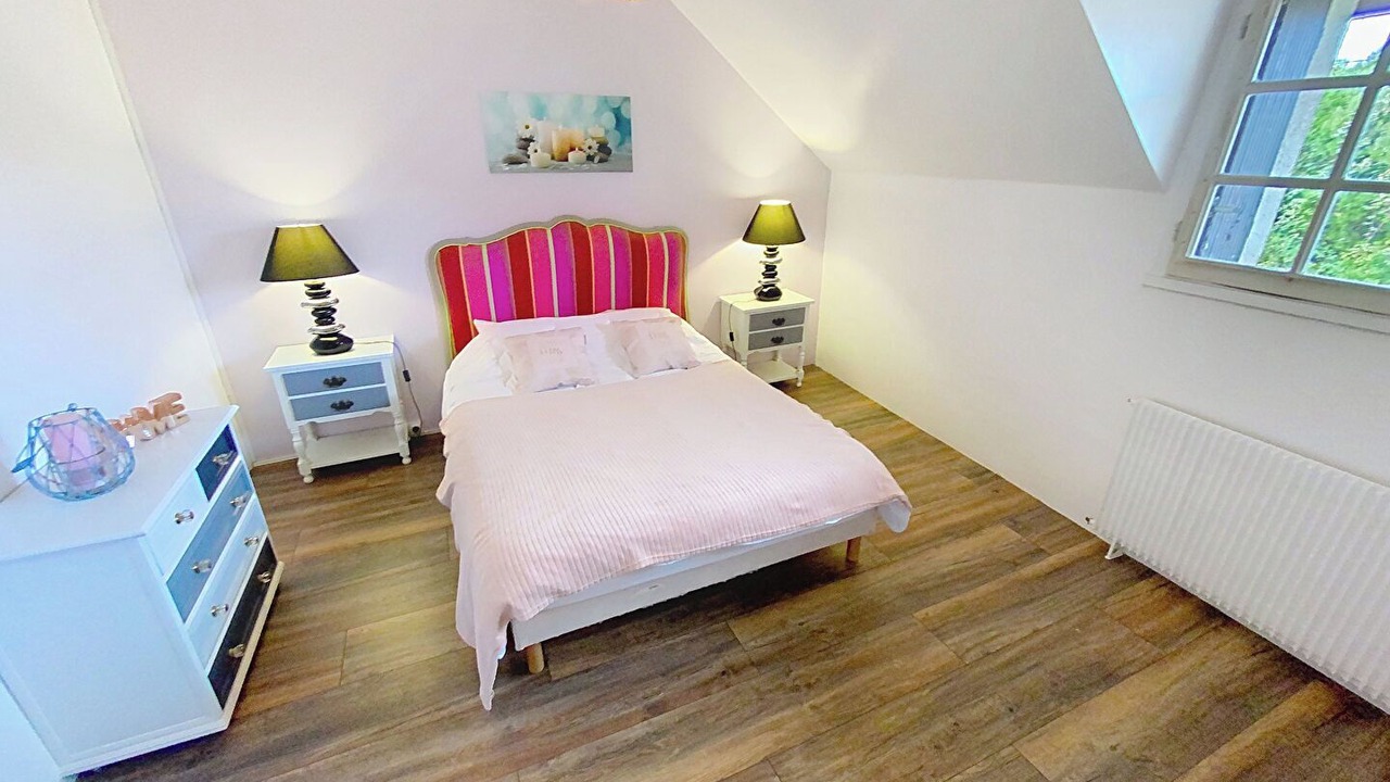 Photo of Bedroom in Thury