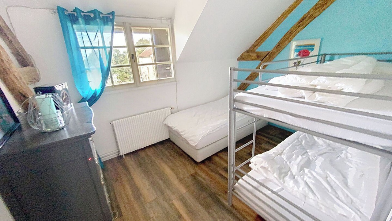 Photo of Bedroom in Thury