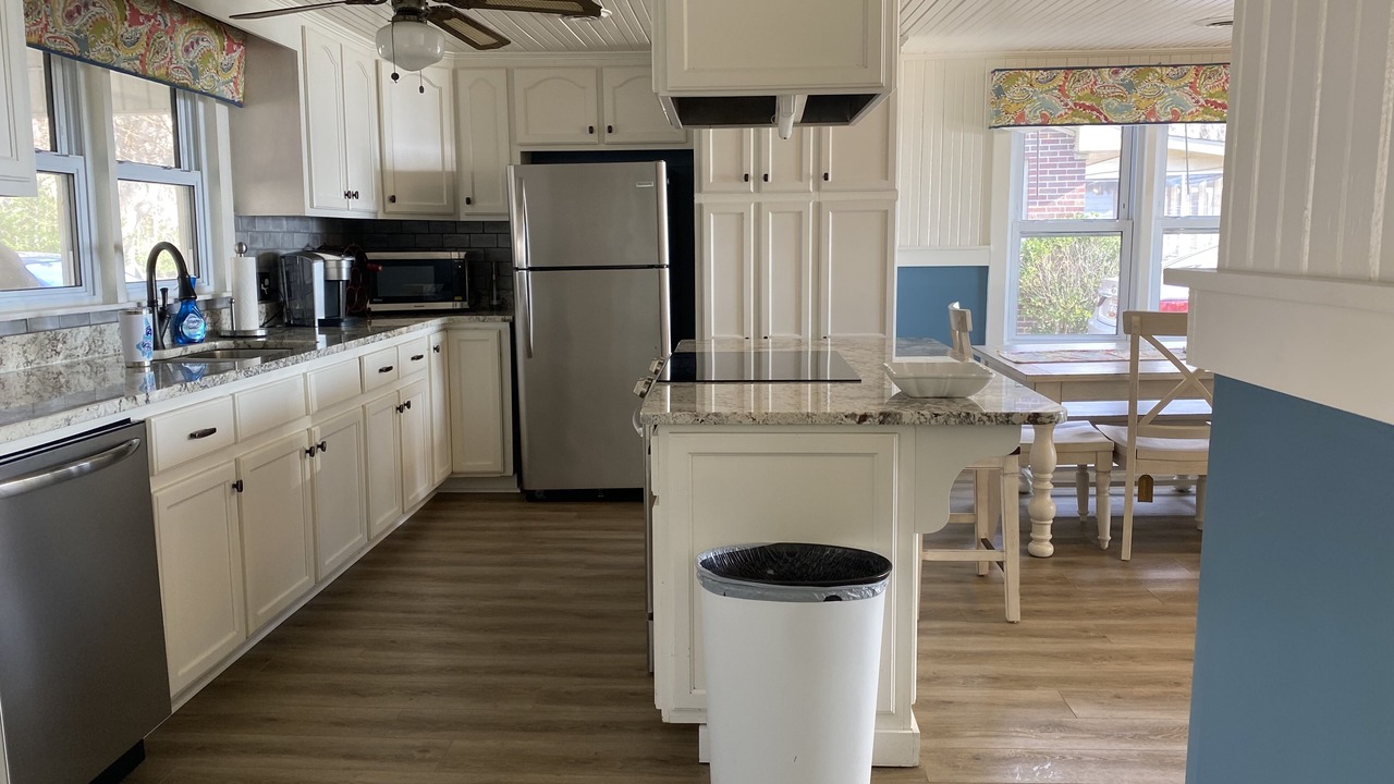 Photo of Kitchen in Lake Waccamaw