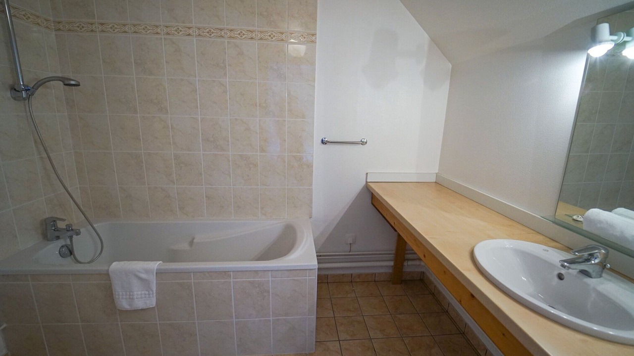 Photo of Bathroom in Giez
