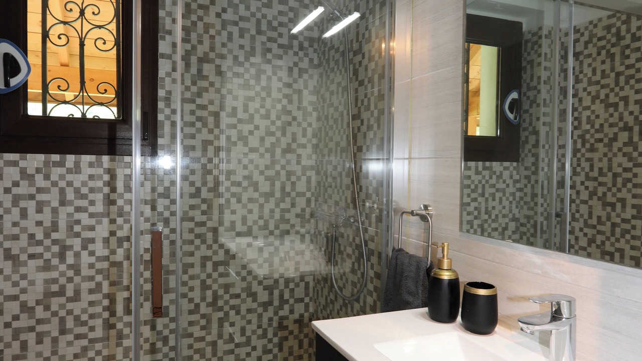 Photo of Bathroom in Luz-Saint-Sauveur