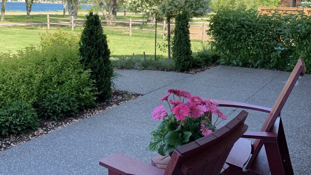 Photo of Patio Balcony in Fort Erie
