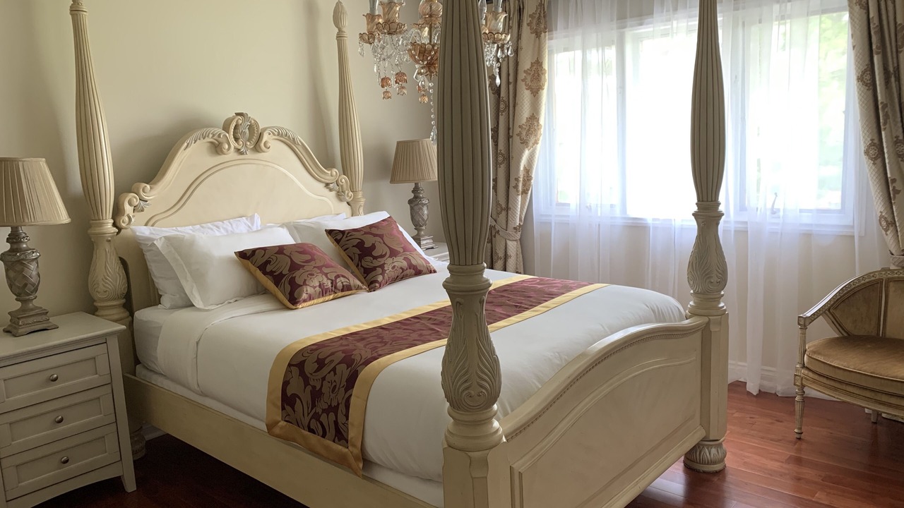 Photo of Bedroom in Fort Erie