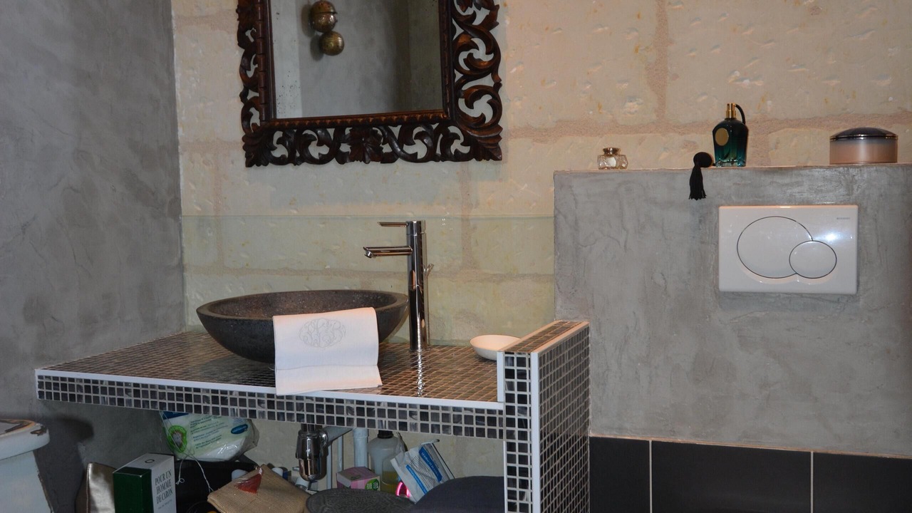 Photo of Bathroom in Beaumont-en-Veron