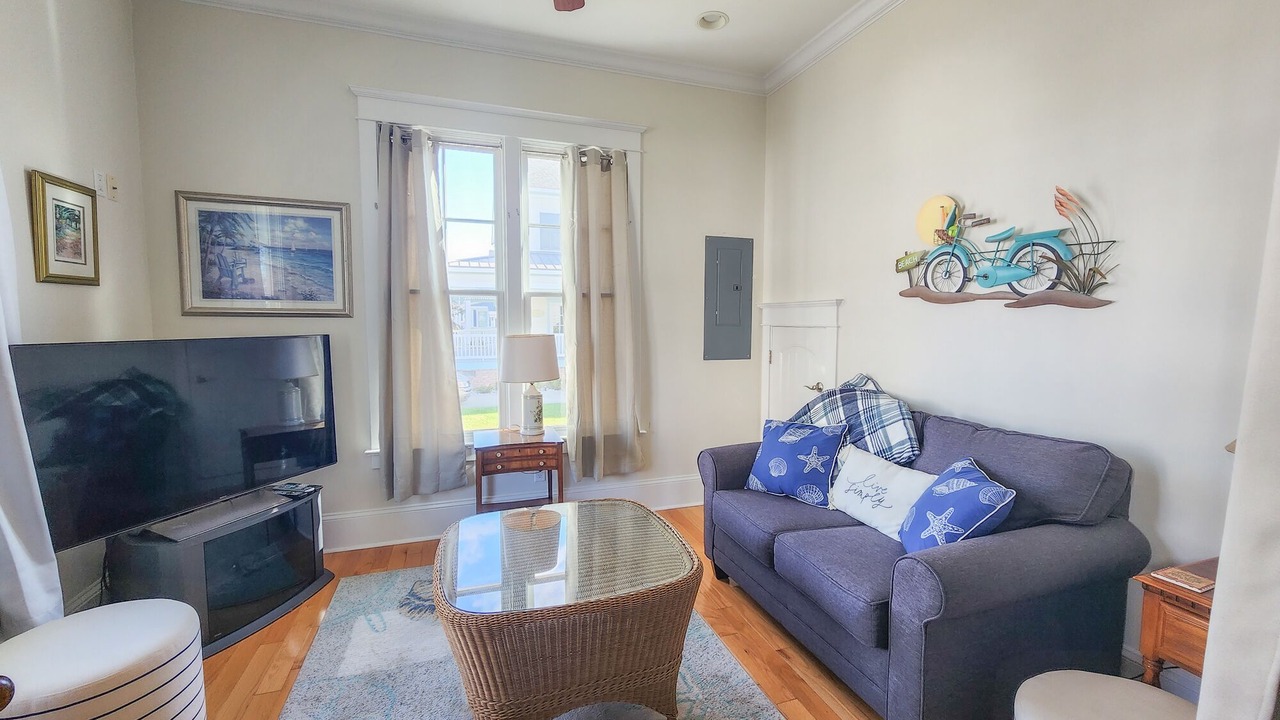 Photo of Livingroom in Cape Charles