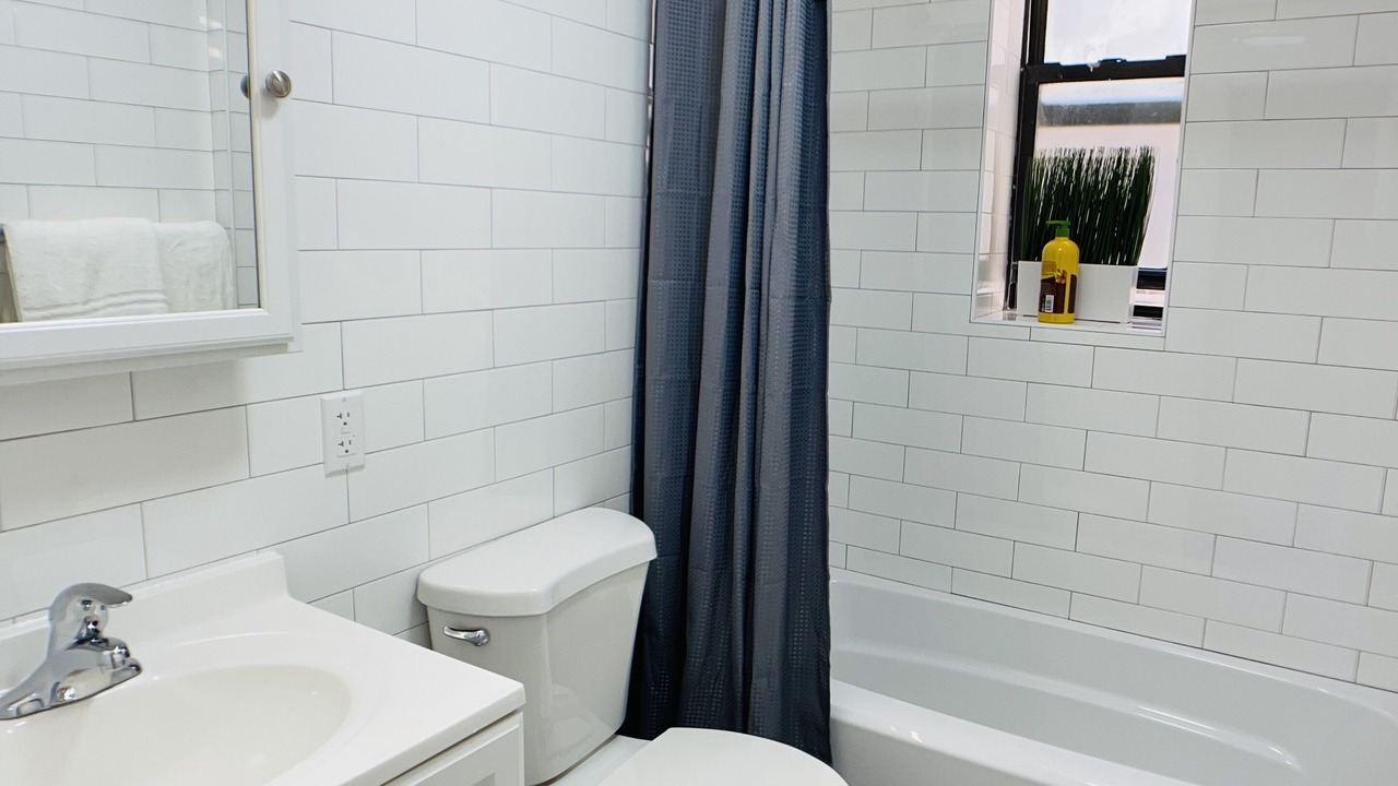 Photo of Bathroom in Flushing Chinatown