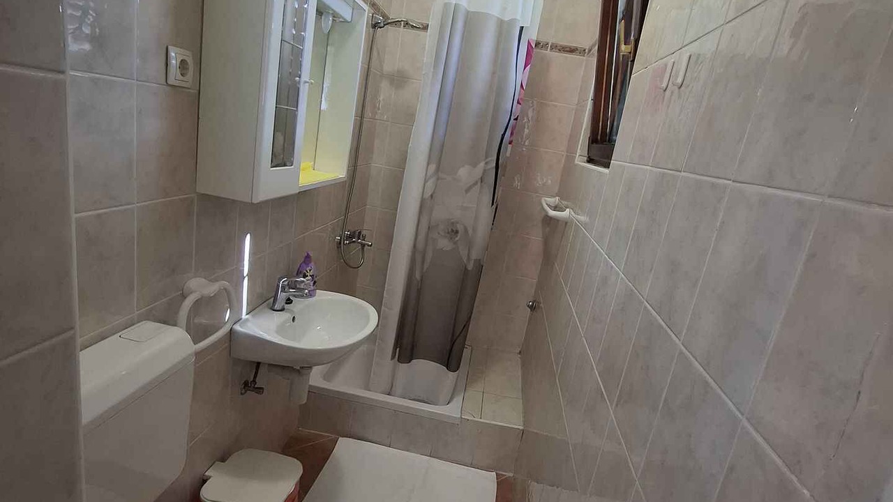 Photo of Bathroom in Suha Punta