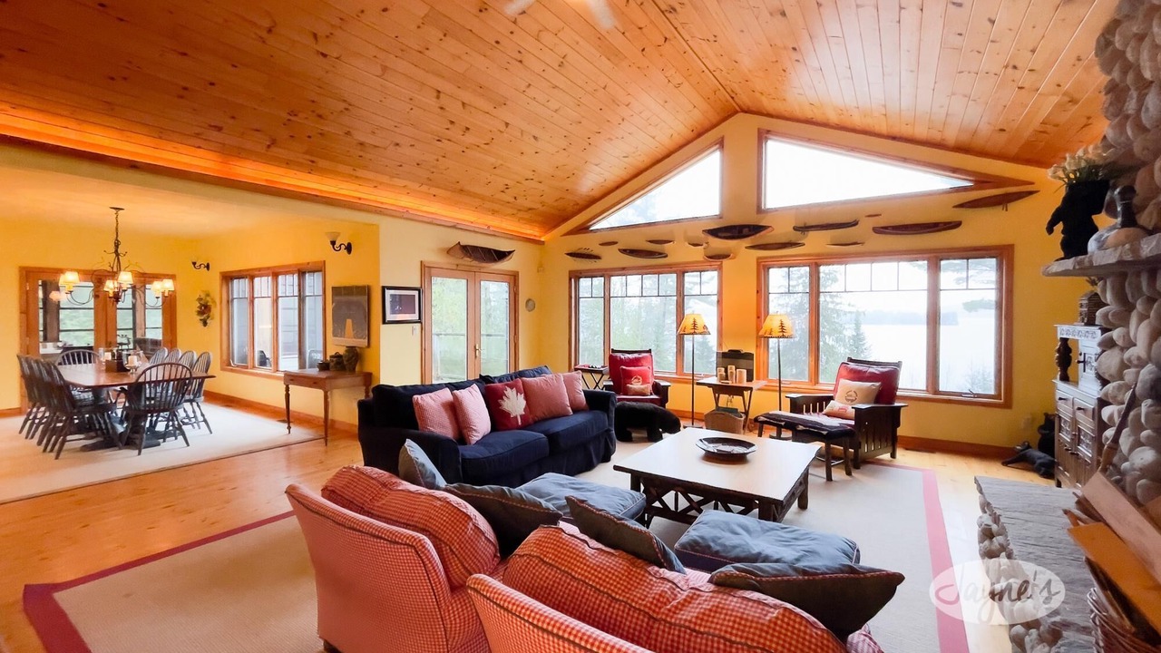 Photo of Bedroom in Baysville
