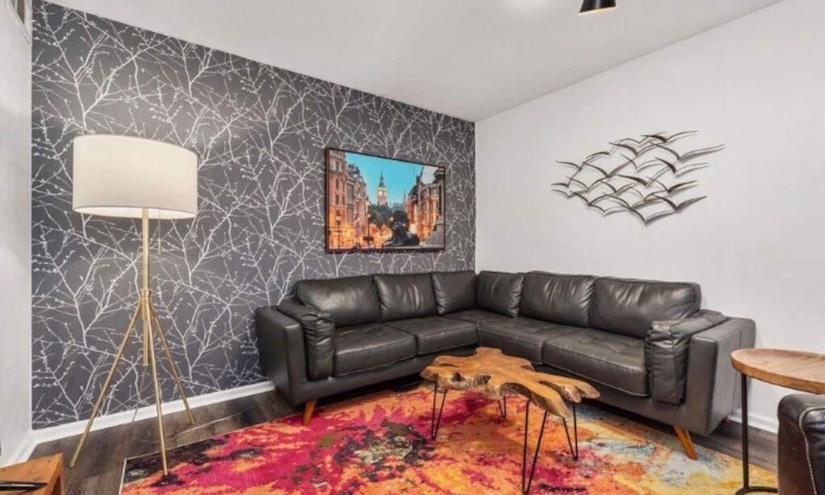 Photo of Livingroom in College Station