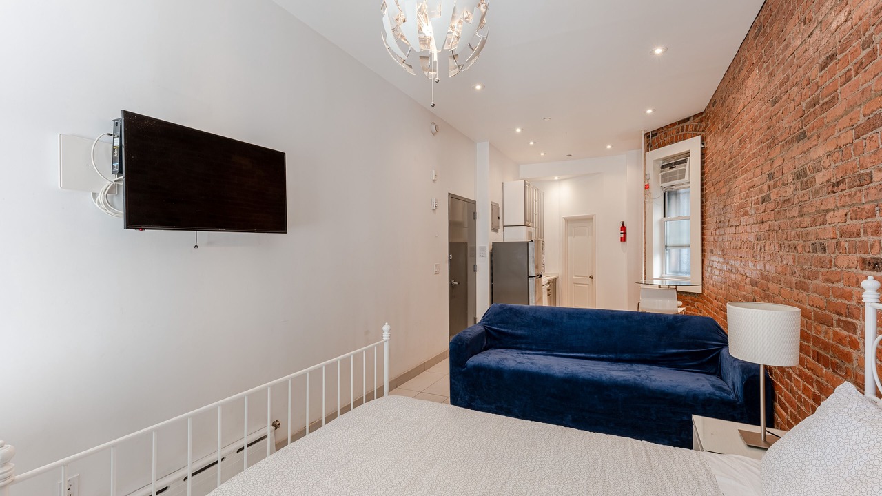 Photo of Bedroom in East Harlem