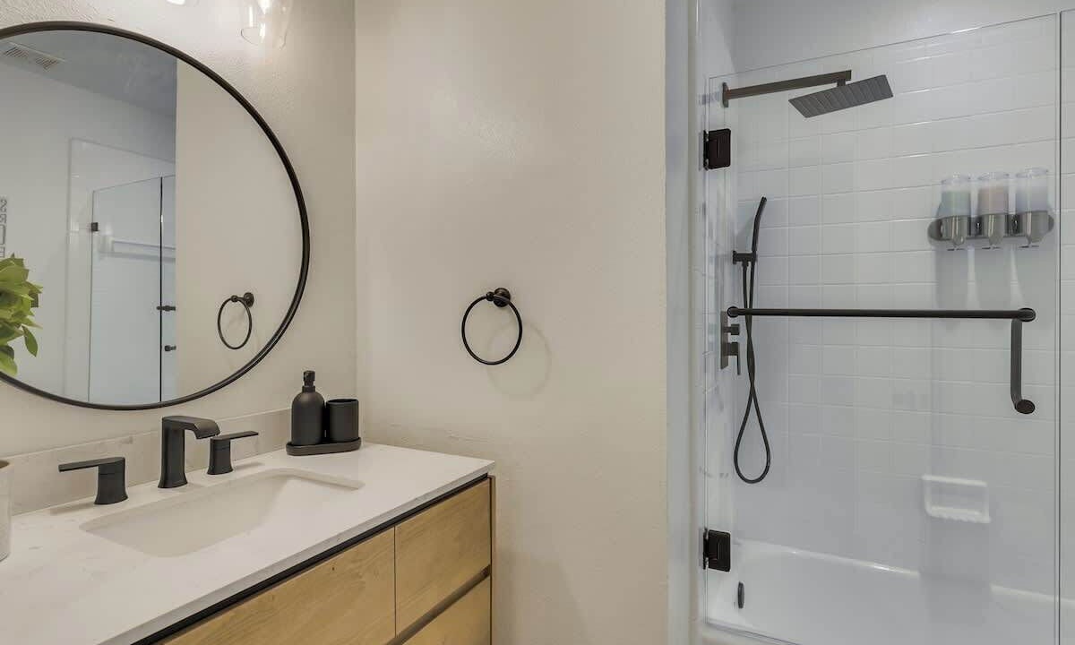 Photo of Bathroom in Fossil Creek