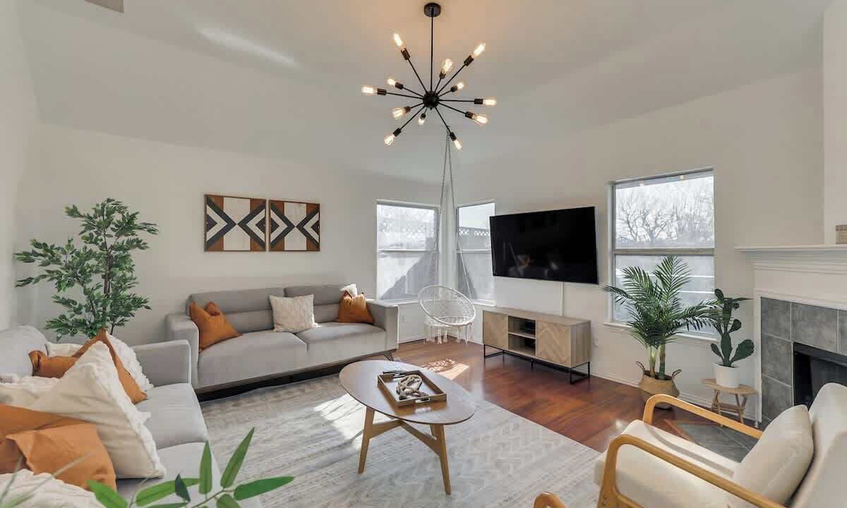 Photo of Livingroom in Fossil Creek