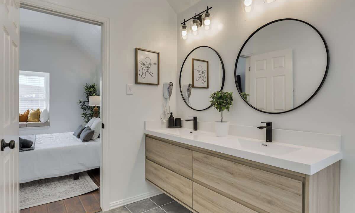 Photo of Bathroom in Fossil Creek