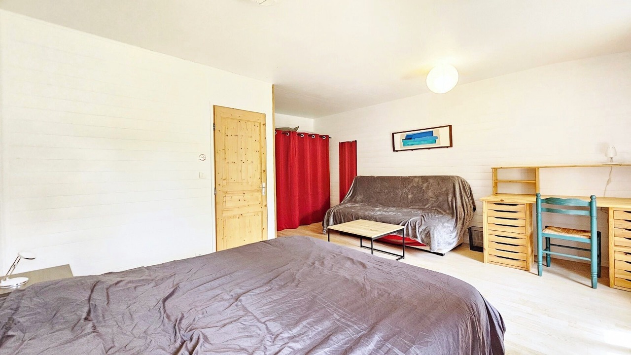 Photo of Bedroom in Le Mazeau