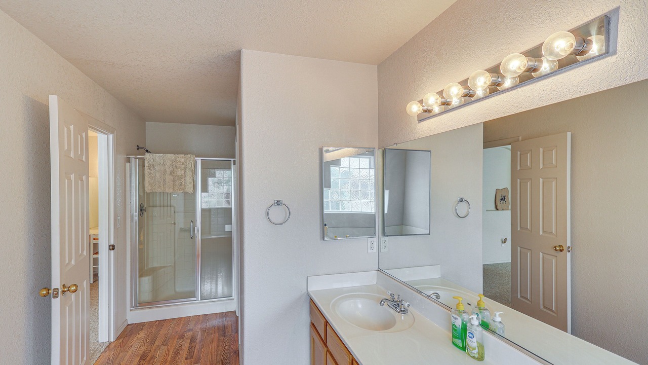 Photo of Bathroom in Parker Strip