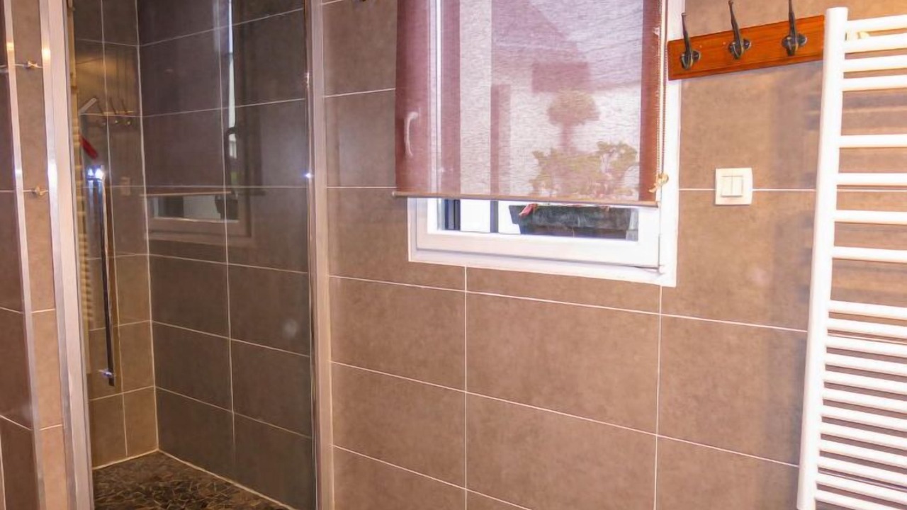 Photo of Bathroom in Theix-Noyalo