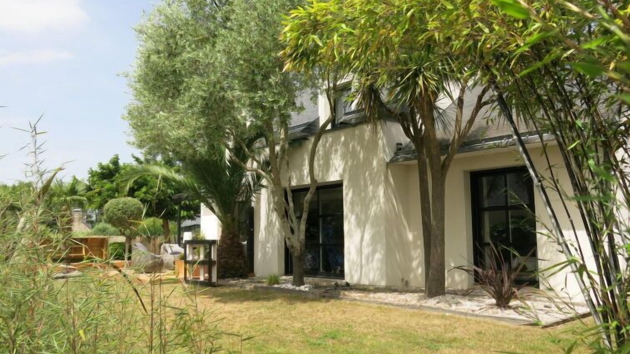 Photo of Others in Theix-Noyalo