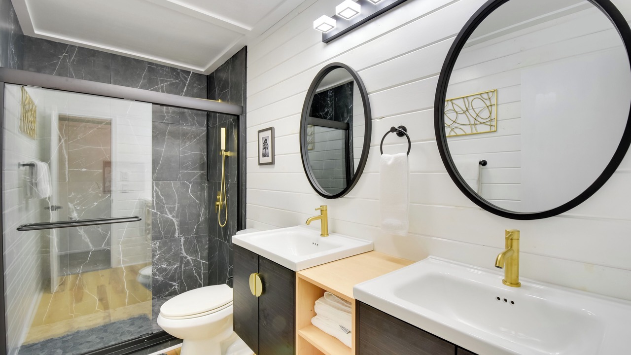 Photo of Bathroom in Sky Valley