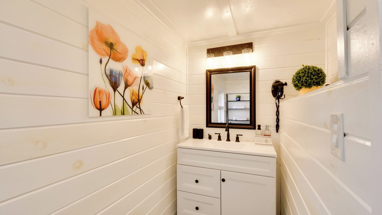 Photo of Bathroom in Sky Valley