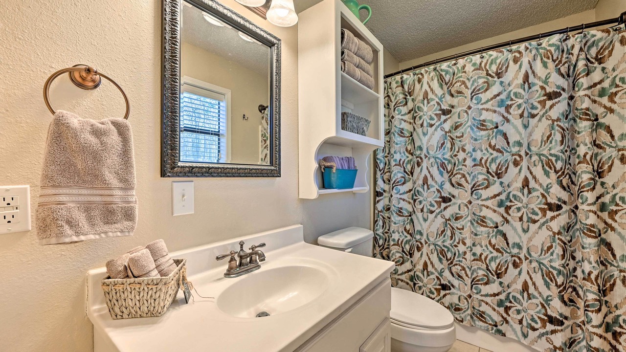 Photo of Bathroom in Broken Bow