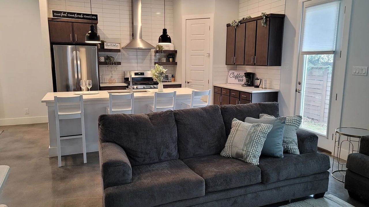 Photo of Livingroom in Eastside Promise Neighborhood
