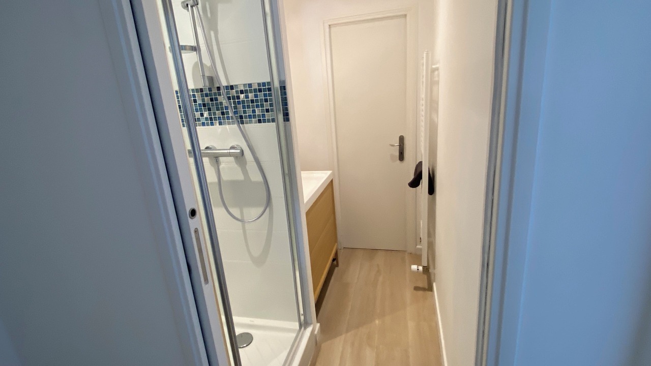 Photo of Bathroom in Arradon