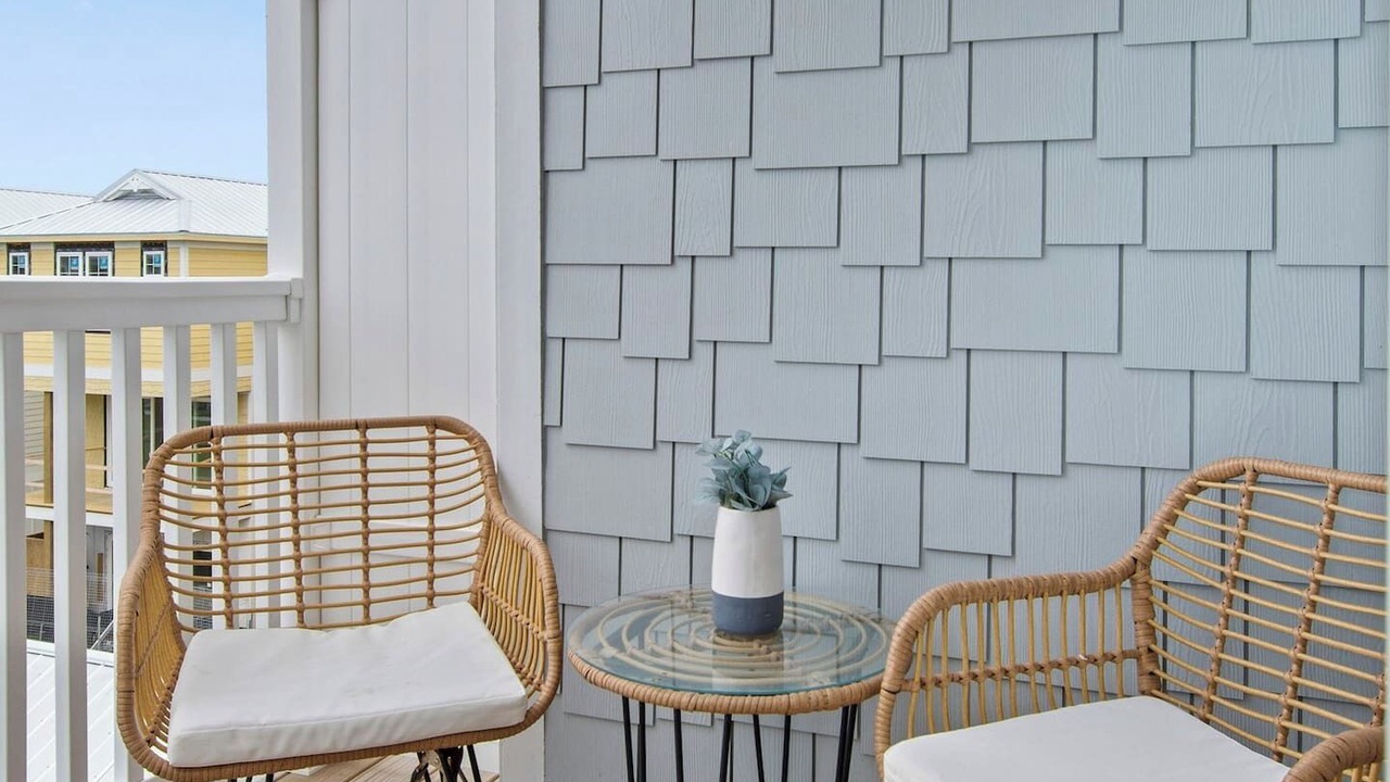 Photo of Patio Balcony in Emerald Isle
