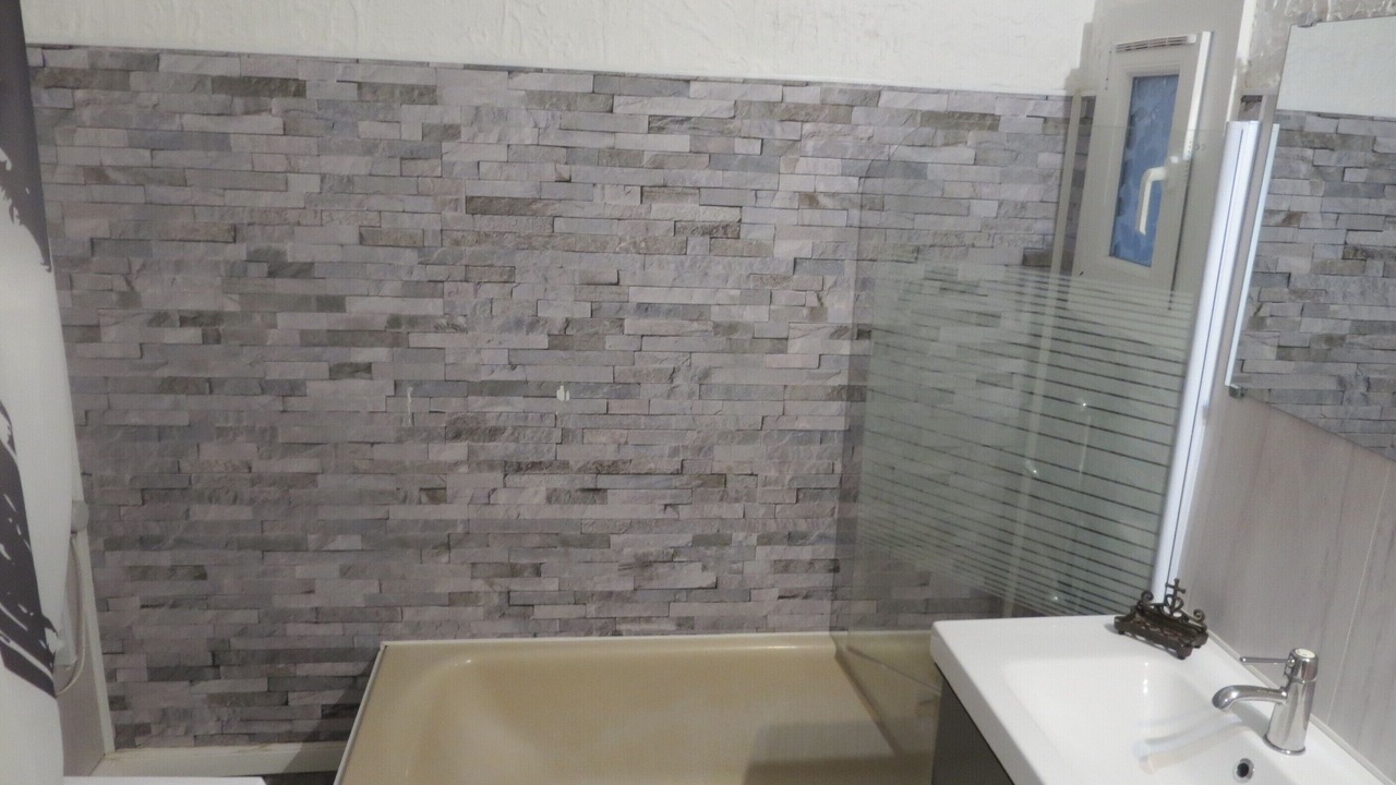 Photo of Bathroom in Saintes-Maries-de-la-Mer