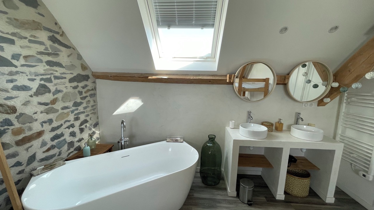 Photo of Bathroom in La Trinitat