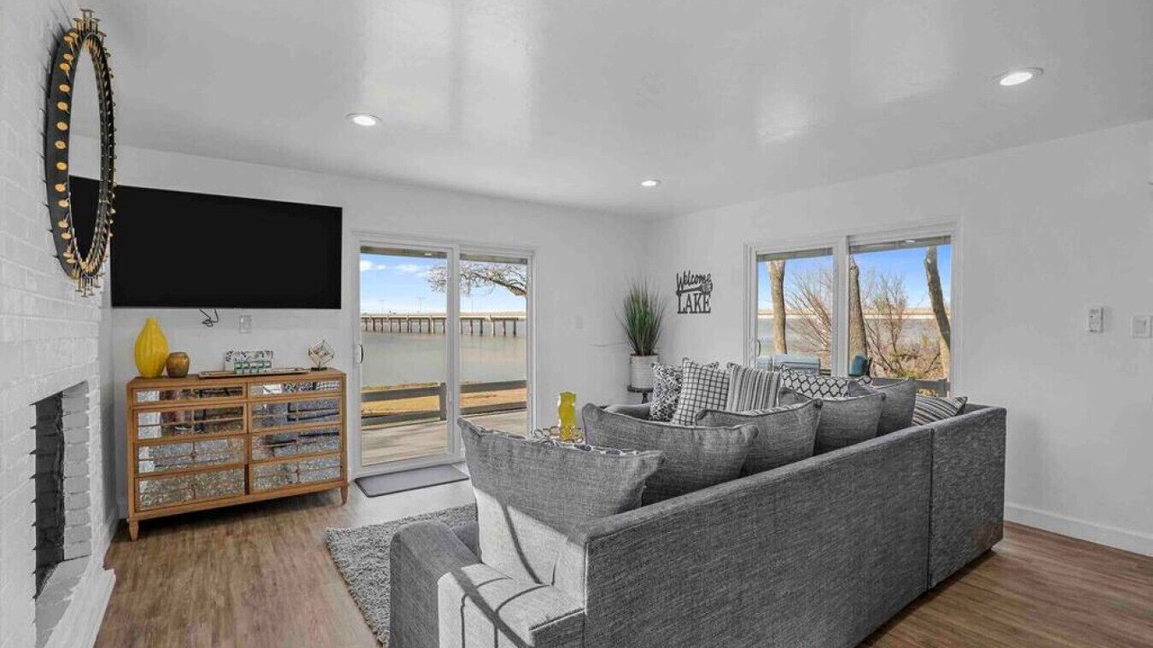 Photo of Livingroom in Little Elm