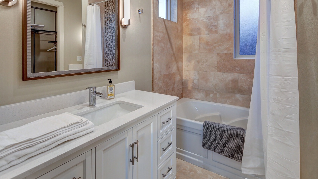 Photo of Bathroom in Lost Creek