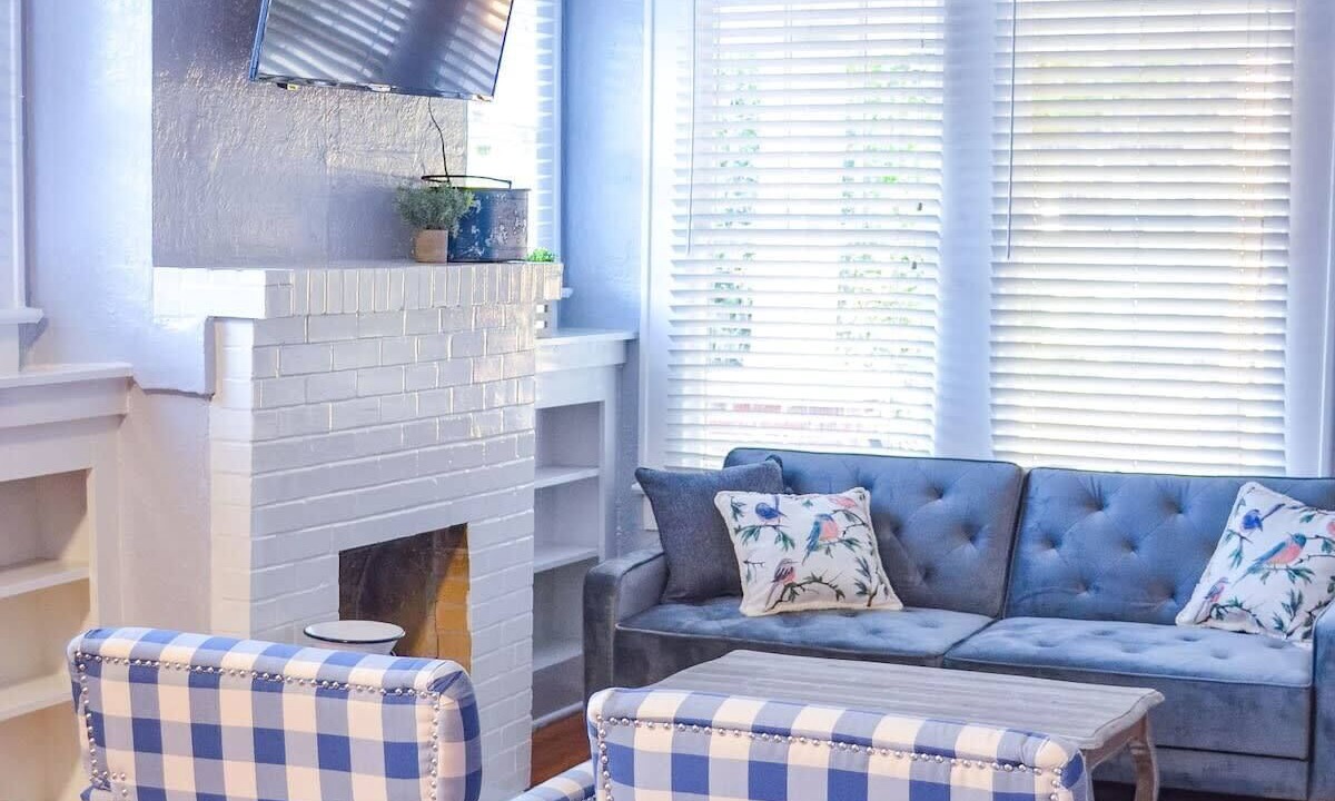 Photo of Livingroom in Mobile