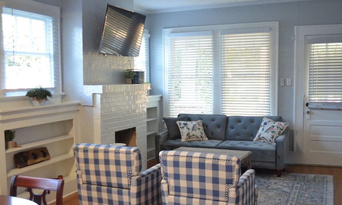 Photo of Livingroom in Mobile