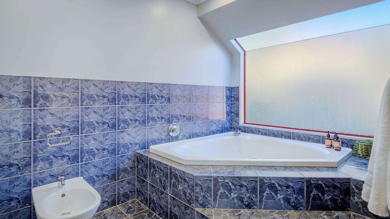 Photo of Bathroom in Lynmore