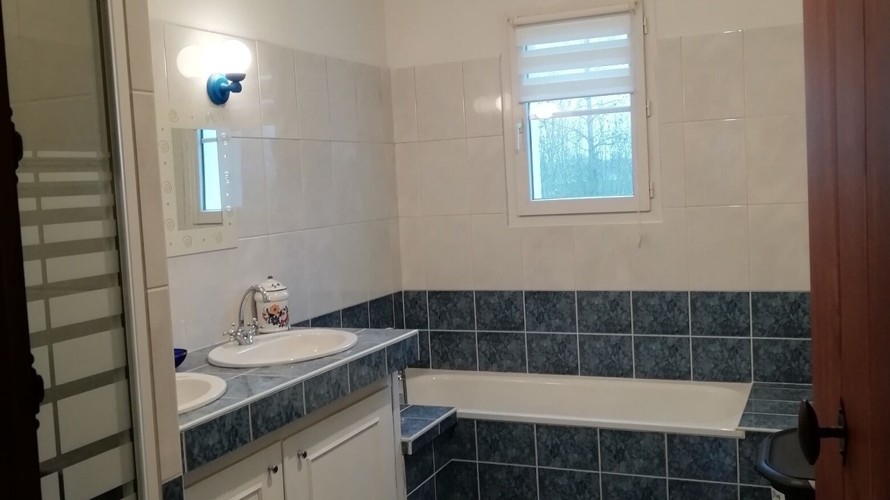 Photo of Bathroom in Mouzeuil-Saint-Martin