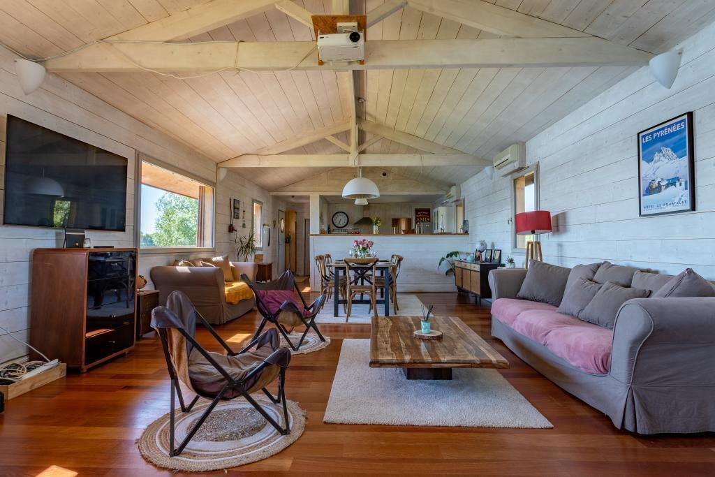 Photo of Livingroom in Baurech