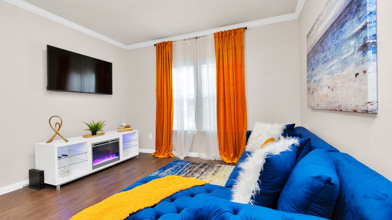 Photo of Livingroom in Humble