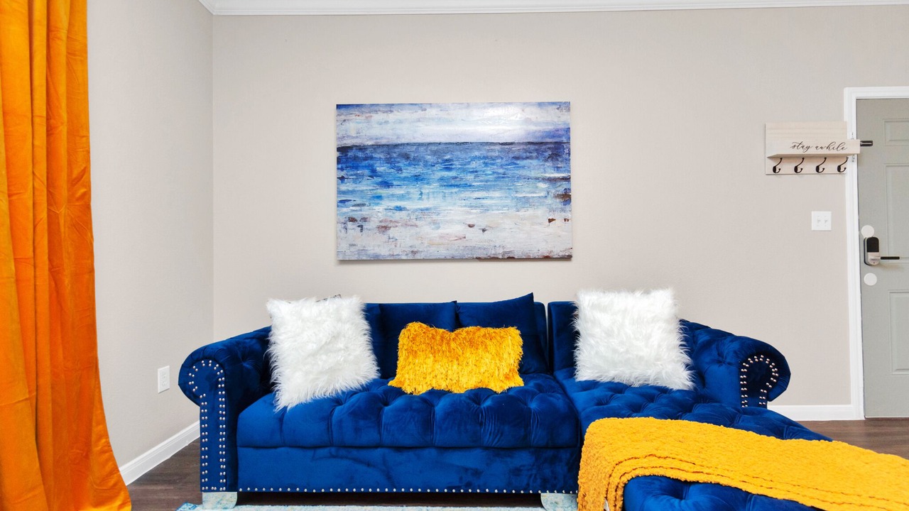 Photo of Livingroom in Humble