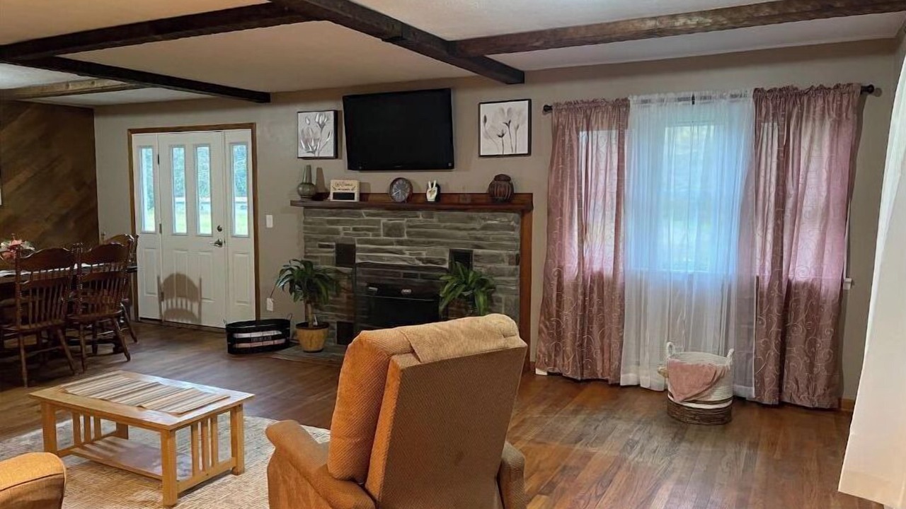 Photo of Livingroom in Marietta