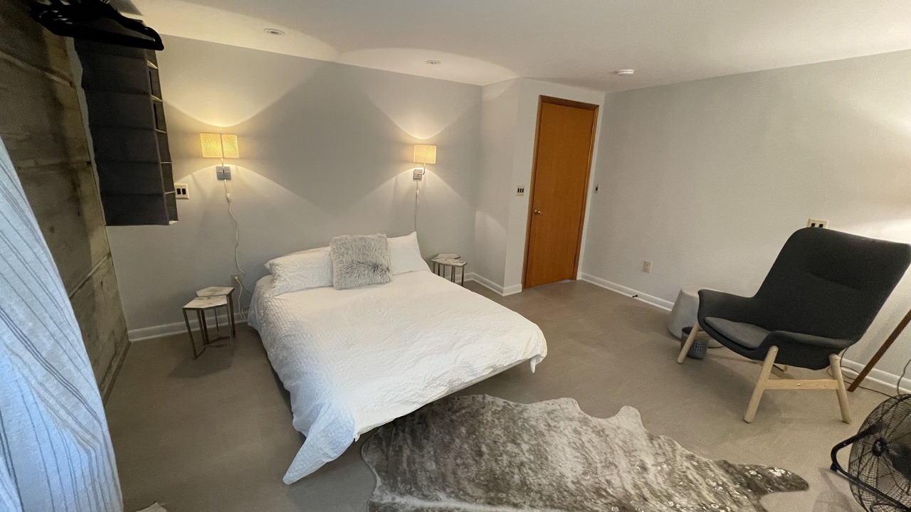 Photo of Bedroom in Downtown Anchorage